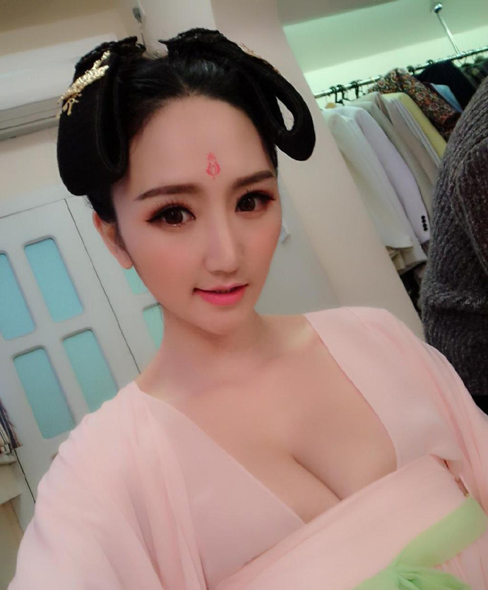 郑云工作室阿东送外卖